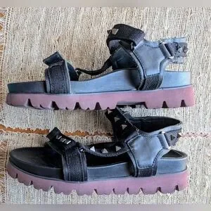 Valentino Garavani | Shoes | Valentino Garavani Mens Studded  display picture 3